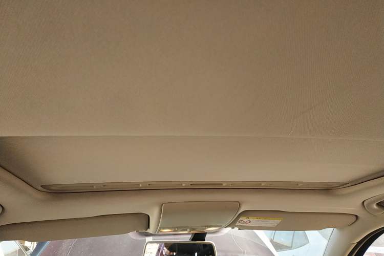 Used Volkswagen Lavida 2013 Restyled Classic 1.6L Manual Comfort Edition