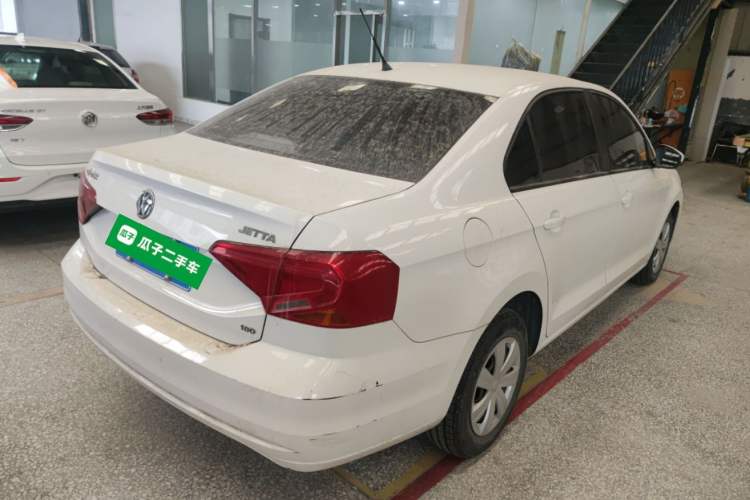 Used Volkswagen Jetta 2017 1.5L Manual Fashion Edition