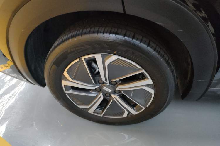 Used  Galaxy Xingjian 7 EM-i 2025 120km Launch+ Version
