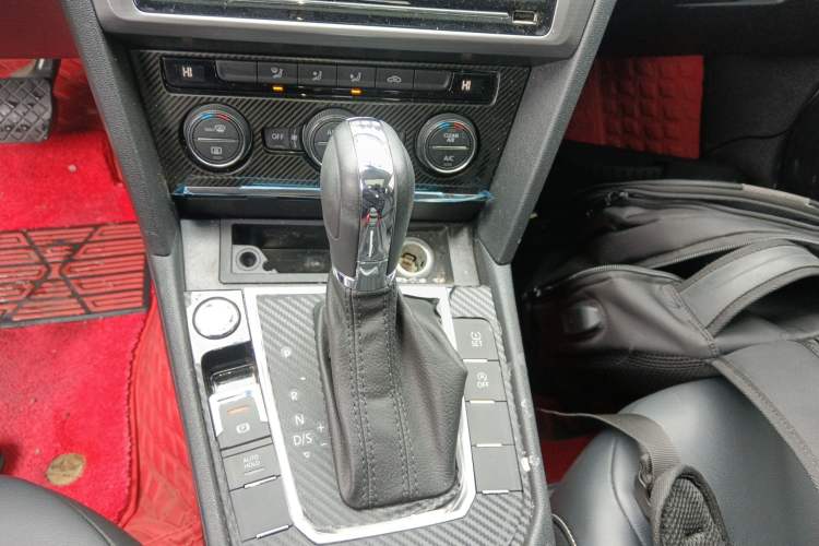 Used Volkswagen Lamando 2019 280TSI DSG Comfort Edition China VI standard
