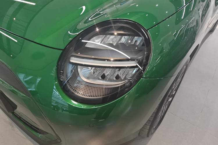 Used  Electric MINI COOPER 2024 456km COOPER E Classic Edition