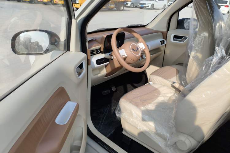 Used Wuling Hongguang MINIEV 2024 3rd Generation 215km Youth Edition