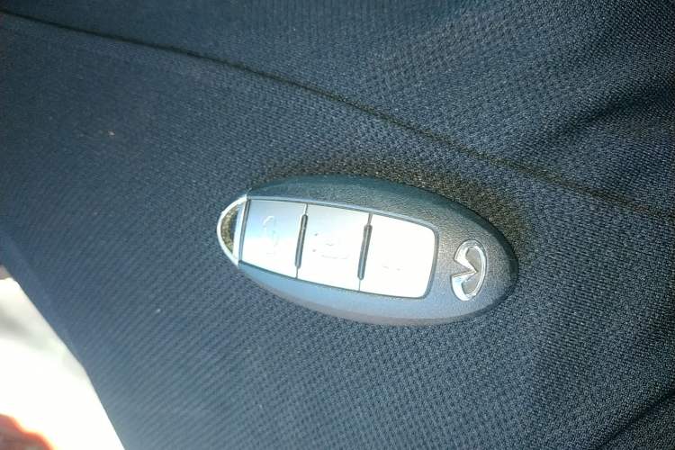 Used Infiniti Q50L 2018 2.0T Enjoyment Version China VI Standard
