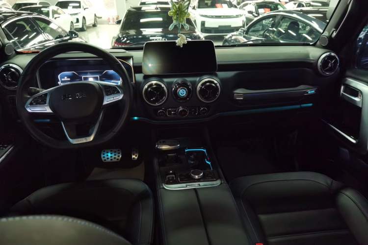 Used BAIC Off-Road BJ40 2023 2.0T Automatic Four-Wheel Drive Urban Hunter Edition Chivalrous Type
