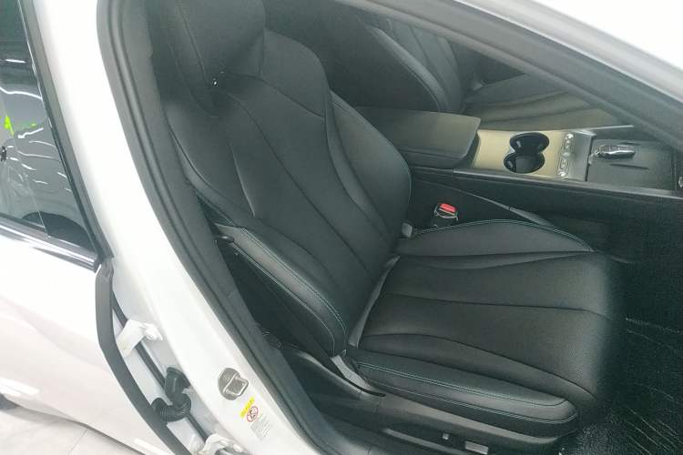 Used BYD Seal 06 New Energy 2025 EV 545KM Premium Edition
