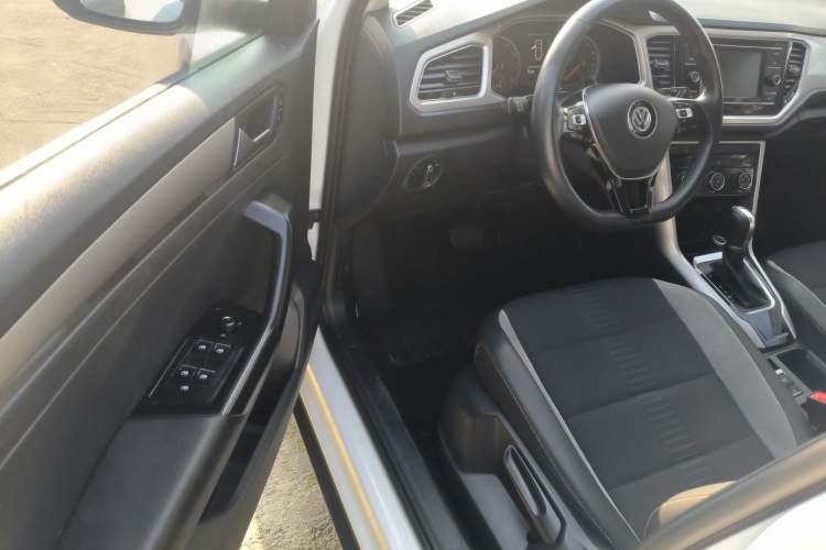 Used Volkswagen T-ROC 2020 280TSI DSG Two-Wheel-Drive Elite Version
