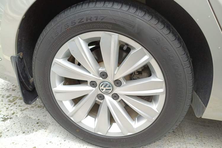 Used Volkswagen Passat 2019 330TSI Elite Edition China VI
