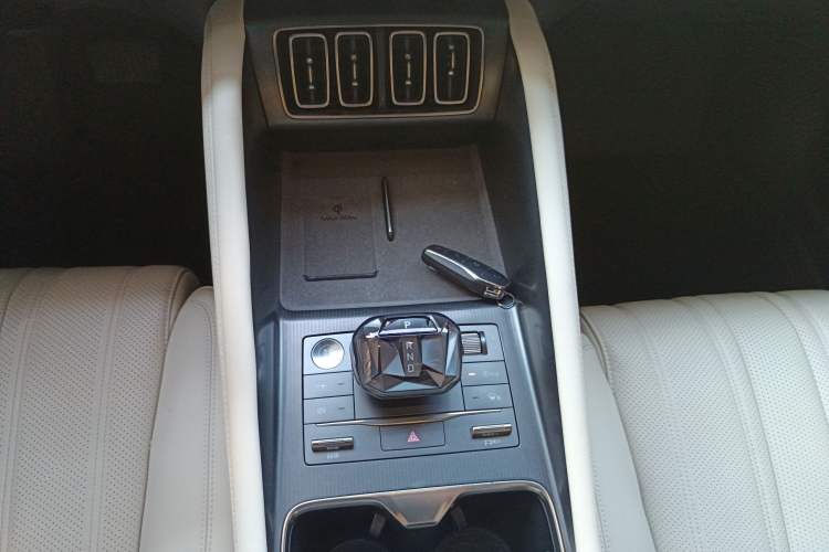 Used BYD Song L EV 2024 662 km Excellence Version
