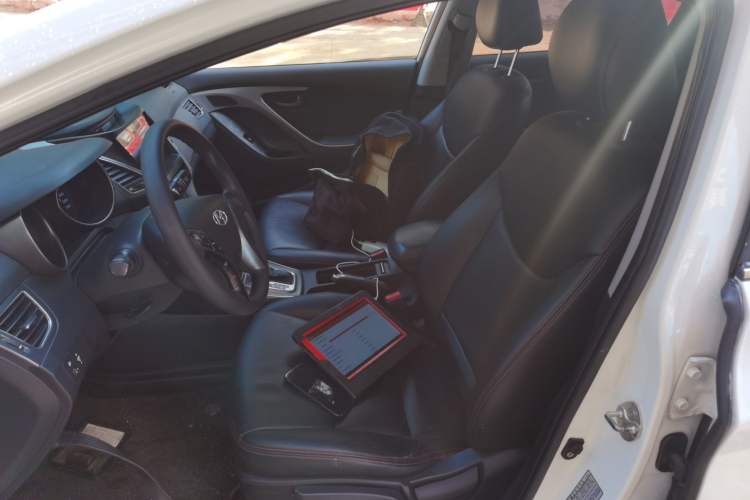 Used Hyundai Elantra 2016 1.6L Automatic Smart Version