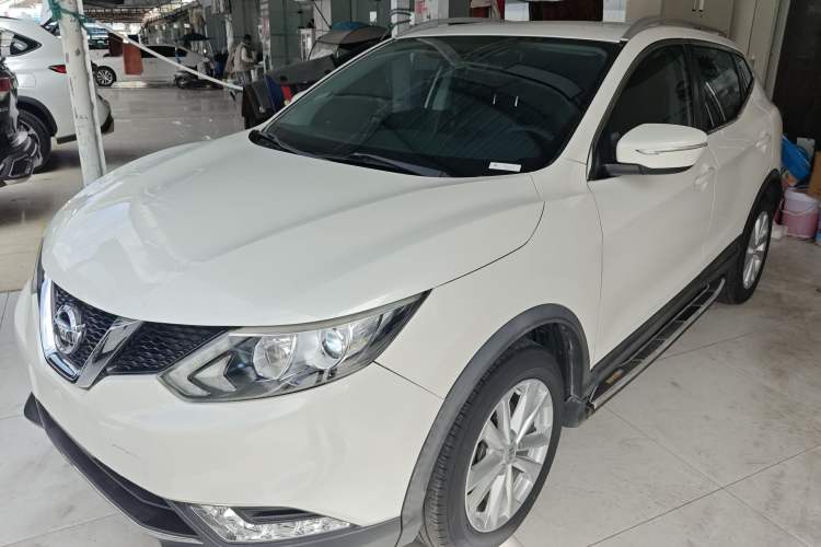 Used Nissan Qashqai 2016 2.0L CVT Elite Edition