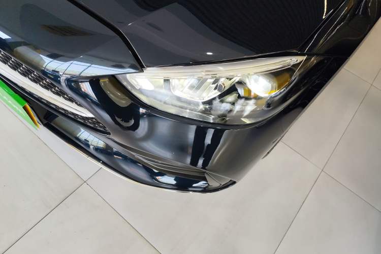 Used Mercedes-Benz C-Class 2023 Second Facelift C 260 L Sport Edition