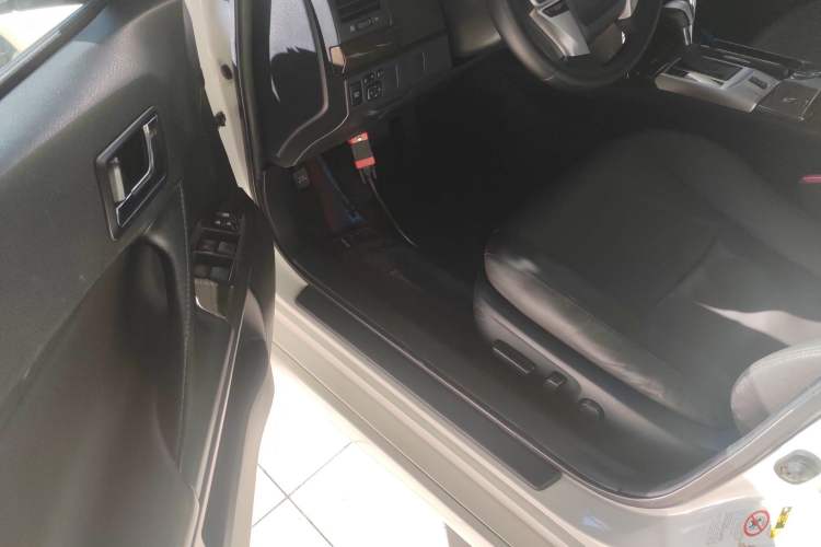 Used Toyota Reiz 2013 2.5V Elite Edition
