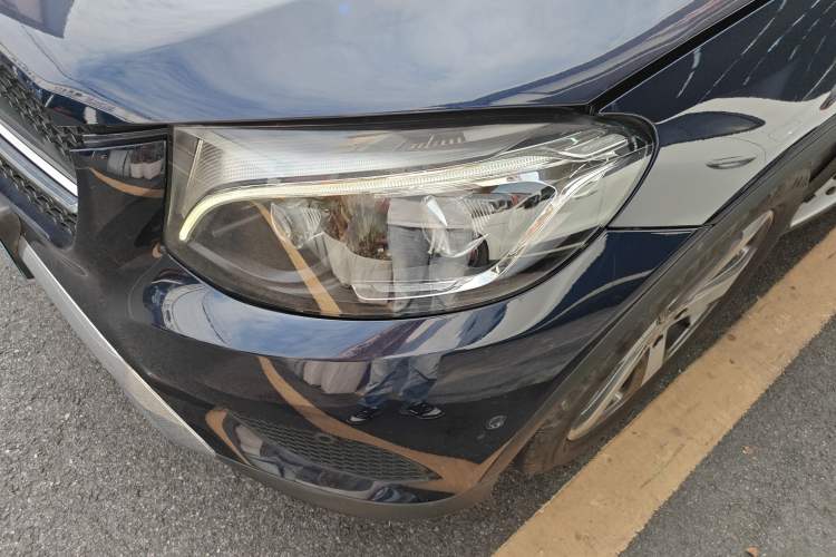 Used Mercedes-Benz GLC 2016 GLC 300 4MATIC Dynamic Model