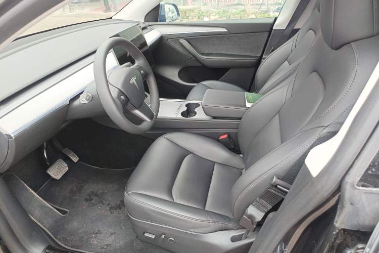 Used Tesla Model Y 2024 Rear-Wheel-Drive Version