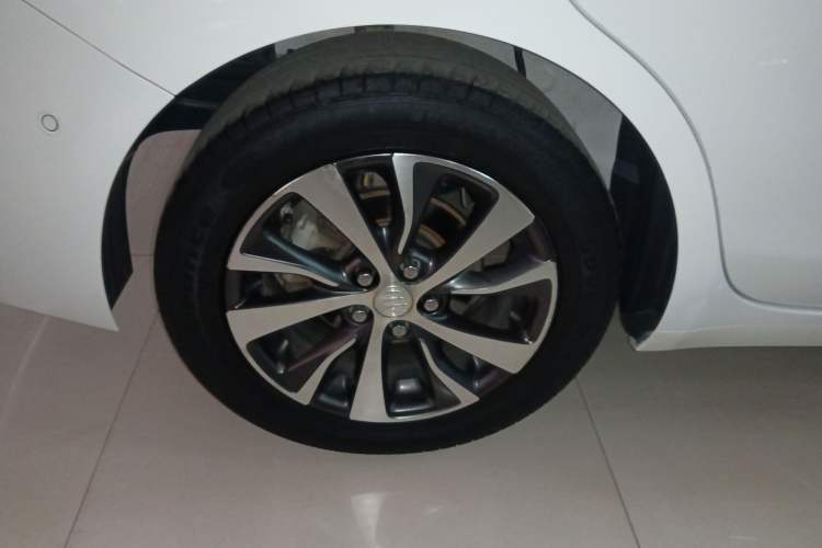 Used Buick Excelle GX 2018 18T Automatic Flagship Model
