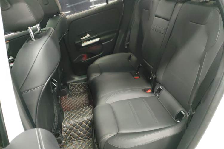 Used Mercedes-Benz GLA 2023 GLA 220
