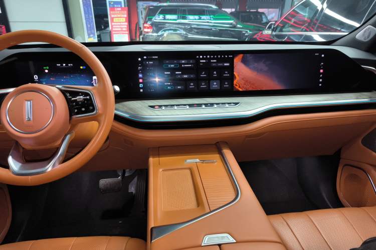 Used Wey Lanshan 2023 Four-Wheel Drive Ultra-Long Range Version
