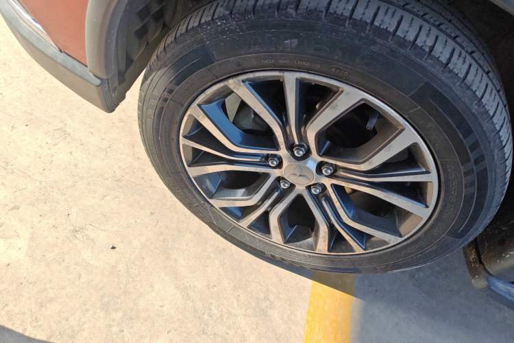 Used Mitsubishi Outlander 2018 2.0L Two-Wheel Drive Glory Edition 5 Seats
