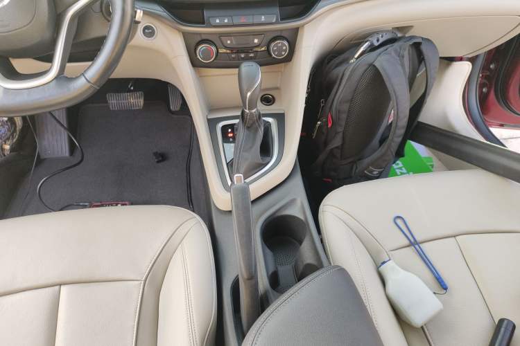 Used Buick GT 2018 15T Dual-Clutch Elite Model China V Standard
