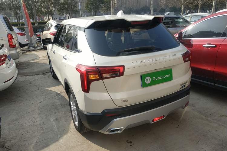 Used Venucia T60 2020 1.6L CVT Smart Drive Version China VI Standard
