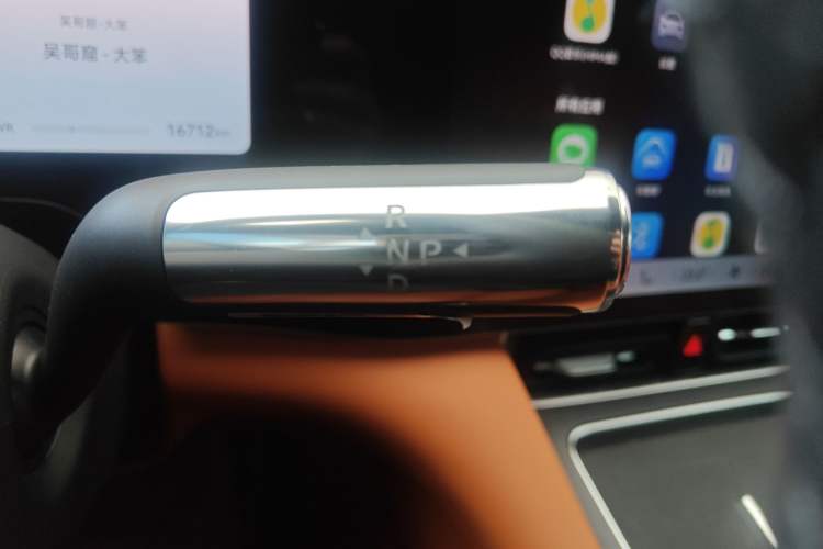 Used Hima AITO M8 2025 Extended-Range Ultra Version 53.4 kWh 6-Seater Edition