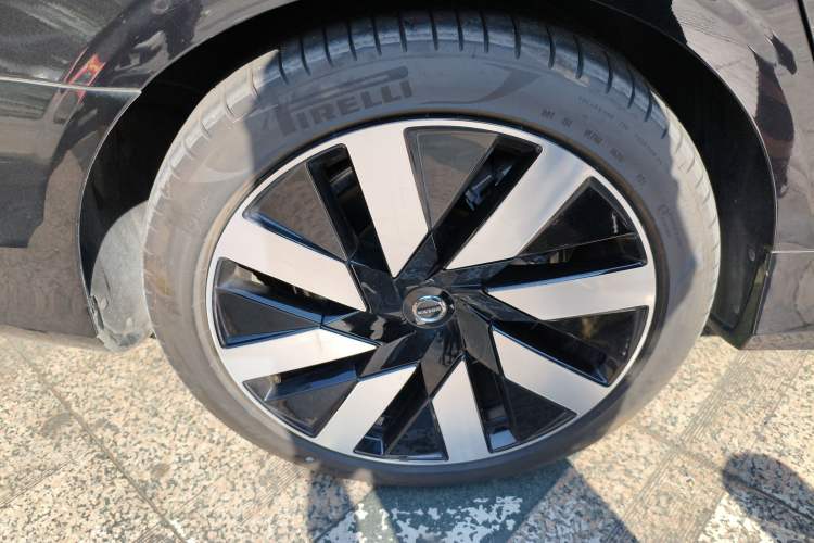 Used Volvo S90 New Energy 2024 Plug-in Hybrid Four-Wheel Drive Long-Range Luxury Smart Edition