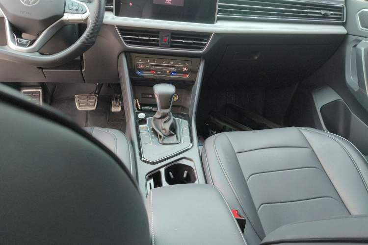 Used Volkswagen Tiguan L 2024 330TSI Automatic Two-Wheel Drive R-Line Enhanced Edition