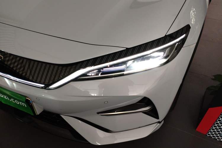 Used BYD Song L EV 2025 662 km Advanced Intelligent Driving Version
