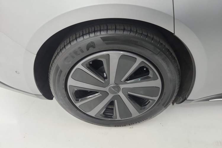 Used Hima Luxeed S7 2024 Max
