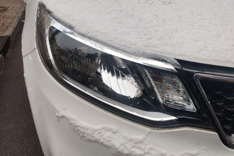 Used Kia K2 2015 Sedan 1.4L MT GLS
