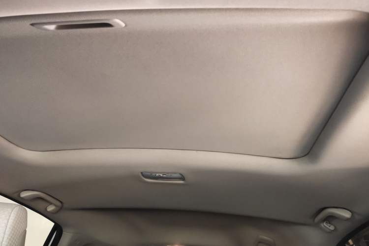 Used Honda CR-V 2016 2.0L two-wheel drive Urban Edition