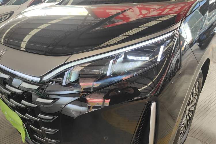 Used BYD Xia 2025 DM-i 1.5T 180km Excellence Model
