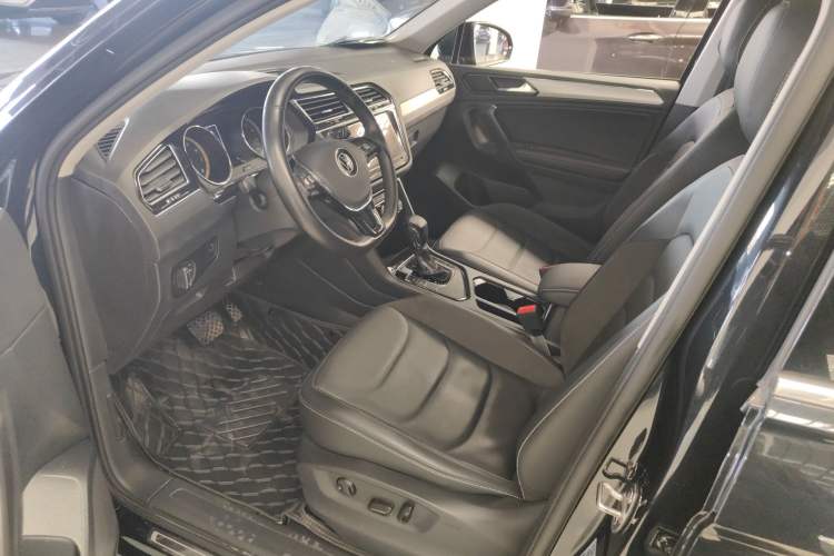 Used Volkswagen Tiguan L 2021 330TSI Automatic Two-Wheel Drive Smart Edition