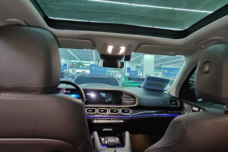 Used Mercedes-Benz GLE 2022 GLE 350 4MATIC Stylish Model
