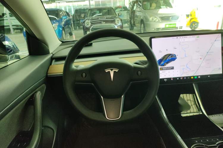 Used Tesla Model 3 2019 Standard Range Rear-Drive Upgraded Version
