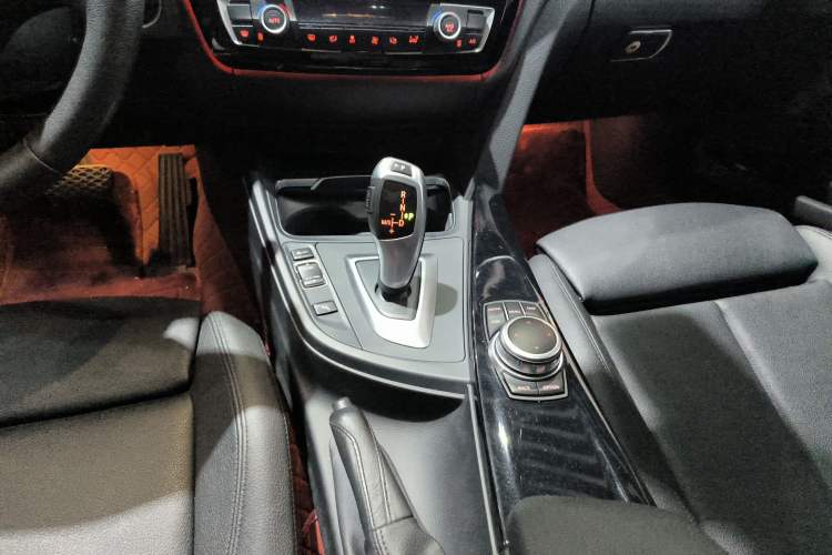 Used BMW 3 Series GT 2019 320i Sport Edition
