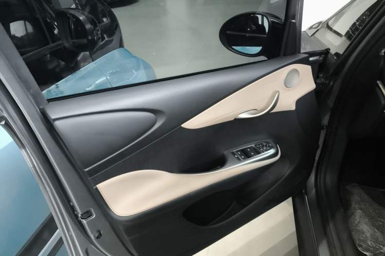 Used BYD Dolphin 2023 420 km Fashion Edition
