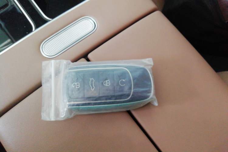 Used Chery Tiggo 8 L 2024 2.0T Two-Wheel Drive Prestige Version 5 Seats