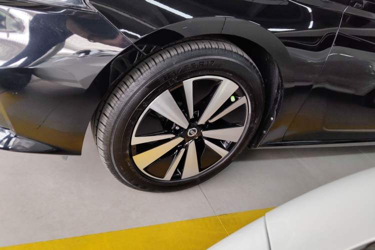 Used Nissan Teana 2021 2.0T XL Upper AD1 Smart Navigation Edition
