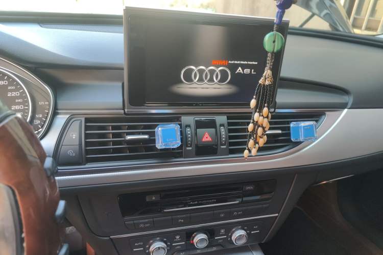 Used Audi A6L 2015 TFSI Millionth Anniversary Intelligent Model
