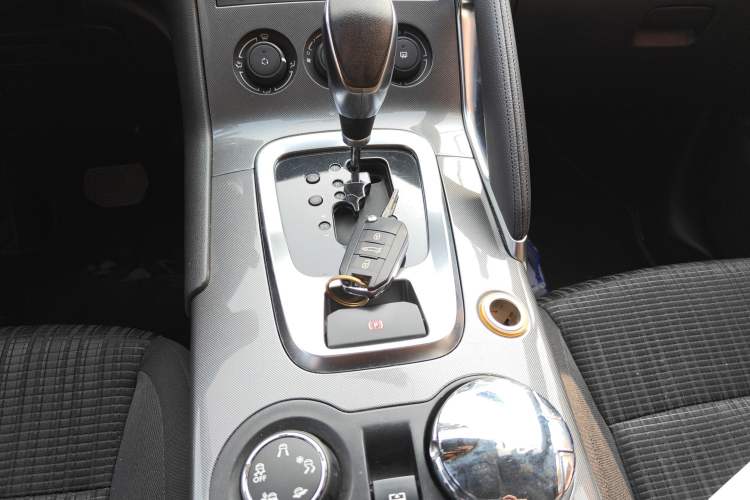 Used Peugeot 3008 2016 1.6THP Automatic Classic Edition