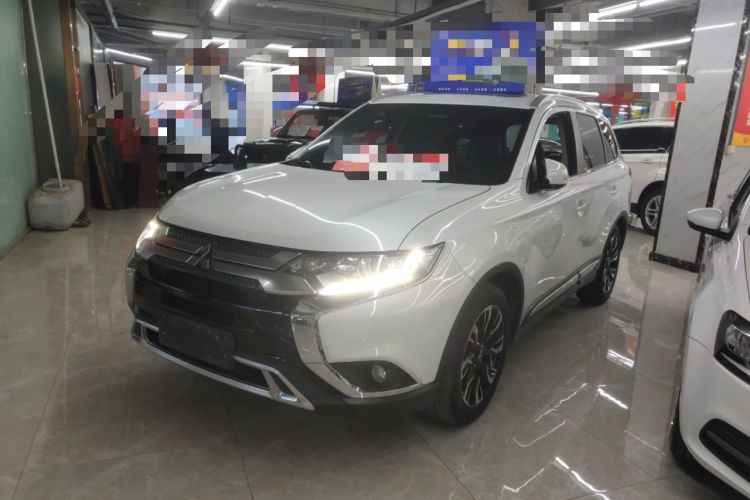 Used Mitsubishi Outlander 2020 2.0L Two-Wheel Drive Enjoyment Version 5 Seats