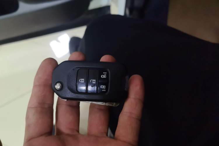 Used Honda Elysion 2016 2.4L Classic Edition
