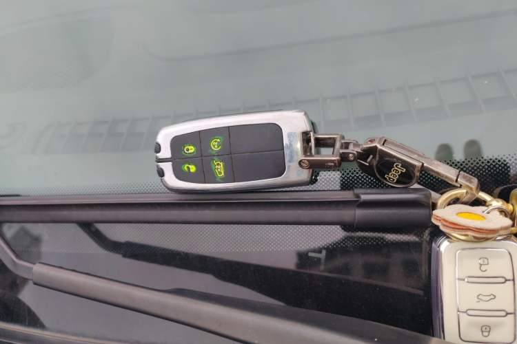 Used  Compass 2017 200T Automatic Family Edition
