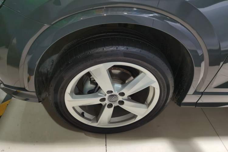 Used Audi Q2L 2021 35 TFSI Fashionable and Elegant Model
