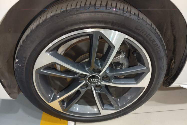 Used Audi A4L 2022 40 TFSI Fashion Dynamic Model