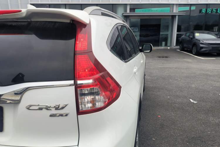 Used Honda CR-V 2015 2.0L two-wheel drive Fashion Edition