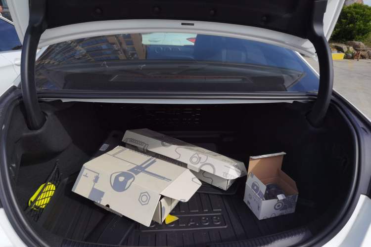 Used Mercedes-Benz C-Class 2025 C 200 L Sport Edition
