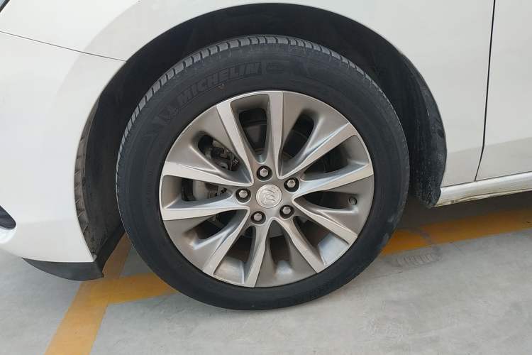 Used Buick GL6 2019 18T 6-Seater Connected Luxury Version China V Standard
