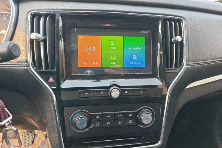 Used Roewe RX5 2018 20T Two-Wheel Drive Manual Flagship Edition